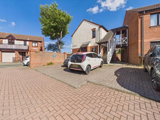 1 bedroom apartment for sale