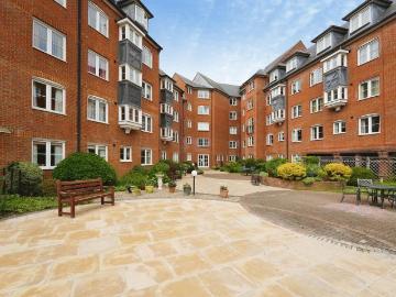 1 bedroom apartment for sale