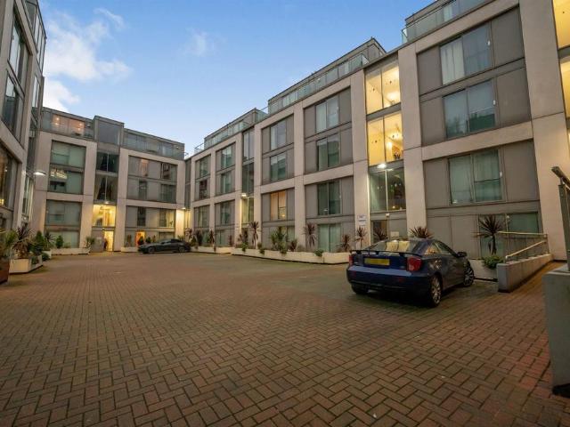 1 bedroom apartment for sale