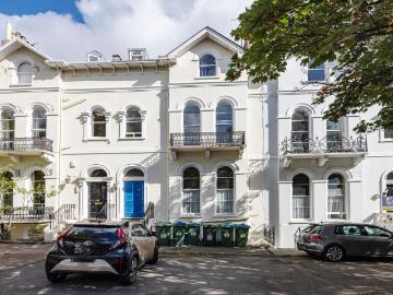 Cheltenham, Gloucestershire county, Southdowns