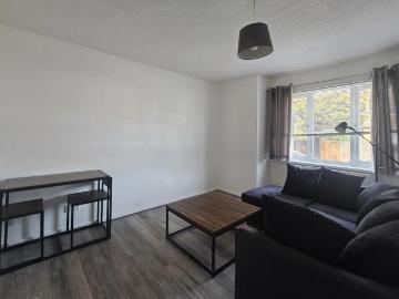 Hogarth Crescent SW19 London, CR4, South London, London, Greater London