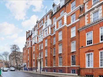 King's Cross, London, Greater London - Lift