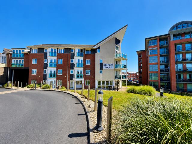 1 bedroom apartment for sale