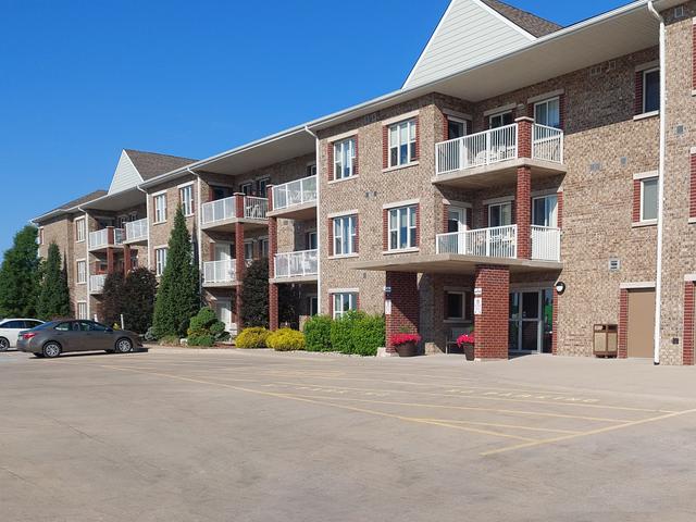 1 Bedroom Apartment Grand Bend ON 93356228