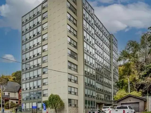 1 Bedroom Apartment Hamilton ON LS100975297