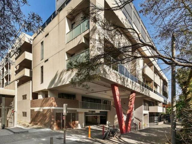 1 Bedroom Apartment Hawthorn East VIC 101954753