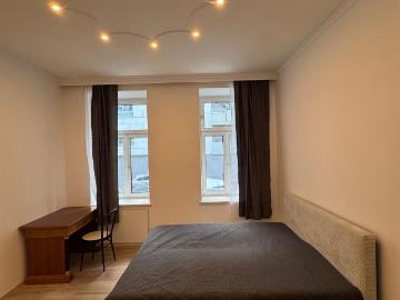 ✨ 1 Bedroom Apartment I Near Vienna Main Station  I 10 min into the city center ✨, Vienna Amsterdam Apartments for Rent