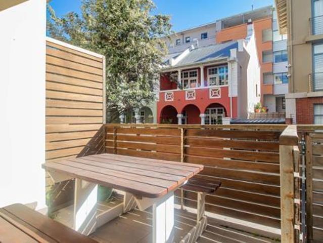 1 Bedroom Apartment in Muizenberg