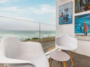 1 Bedroom Apartment in Muizenberg