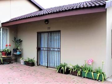 Apartment to rent in Brackenhurst
