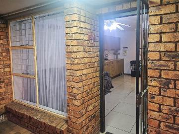 1 Bedroom Apartment in Middelburg Central