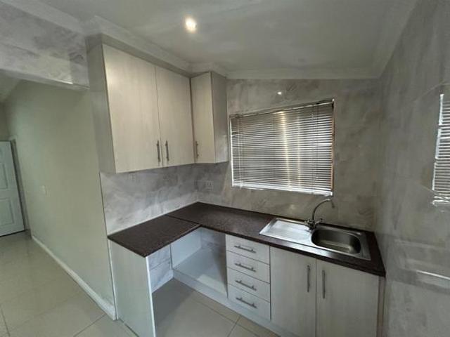 1 Bedroom Apartment in Mill Park