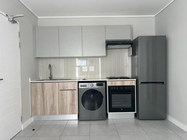 1 Bedroom Apartment in Mooikloof Equestrian Estate