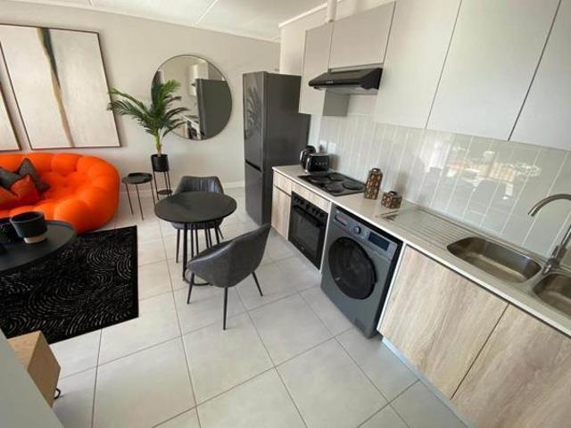 1 Bedroom Apartment in Mooikloof Ridge
