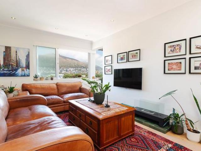 1 Bedroom Apartment in Mouille Point