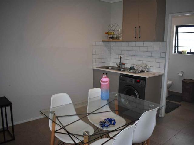 1 Bedroom Apartment in Nahoon Valley Park