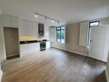 1 Bedroom Apartment in Newlands