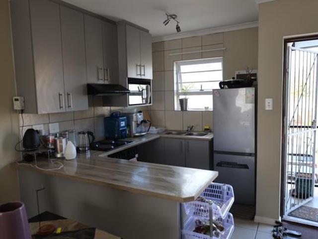 1 Bedroom Apartment in Newton Park