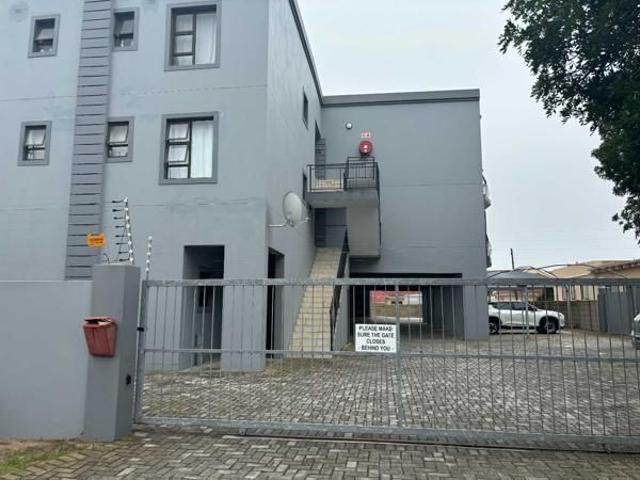 1 Bedroom Apartment in Newton Park