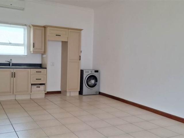 1 Bedroom Apartment in Oudtshoorn