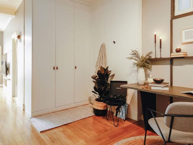 1 bedroom apartment in Auteuil, Paris Amsterdam Apartments for Rent