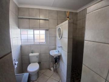 1 Bedroom Apartment in Albertynshof