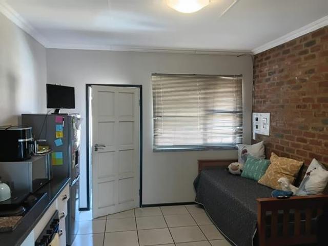 1 Bedroom Apartment in Bult West