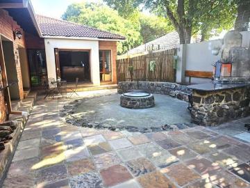 Baileys Muckleneuk, City of Tshwane Metropolitan Municipality, Gauteng, South Africa