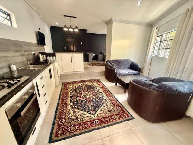 1 Bedroom Apartment in Bordeaux