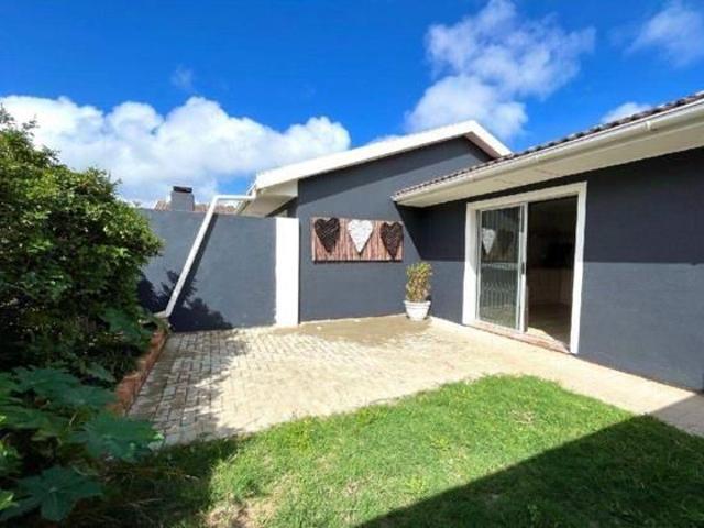 1 Bedroom Apartment in Broadwood