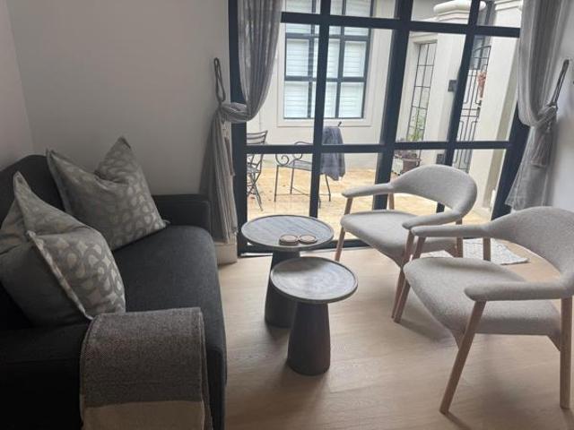 1 Bedroom Apartment in Bryanston