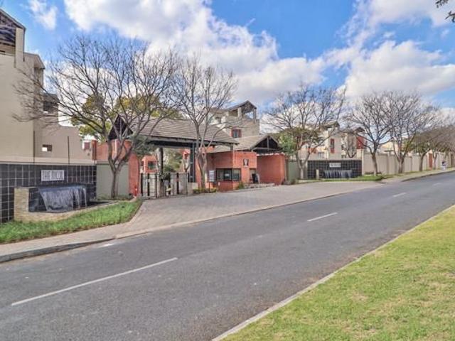1 Bedroom Apartment in Bryanston