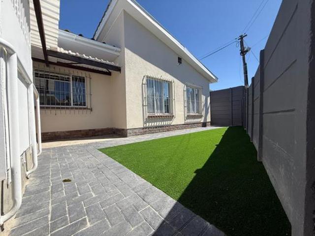1 Bedroom Apartment in Chrismar