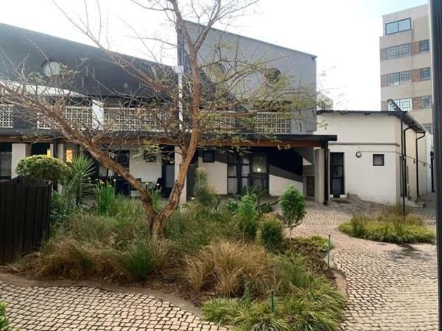 1 Bedroom Apartment in City & Suburban Maboneng