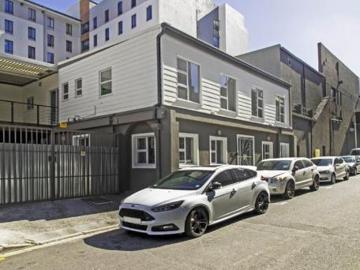 1 Bedroom Apartment in Claremont