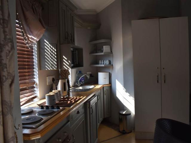 1 Bedroom Apartment in Dullstroom