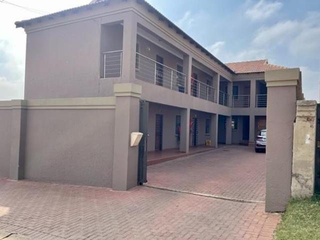 1 Bedroom Apartment in Emdeni