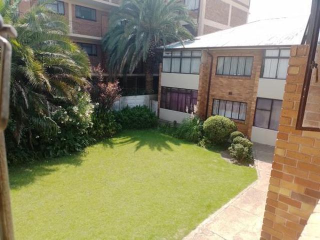 1 Bedroom Apartment in Florida Park