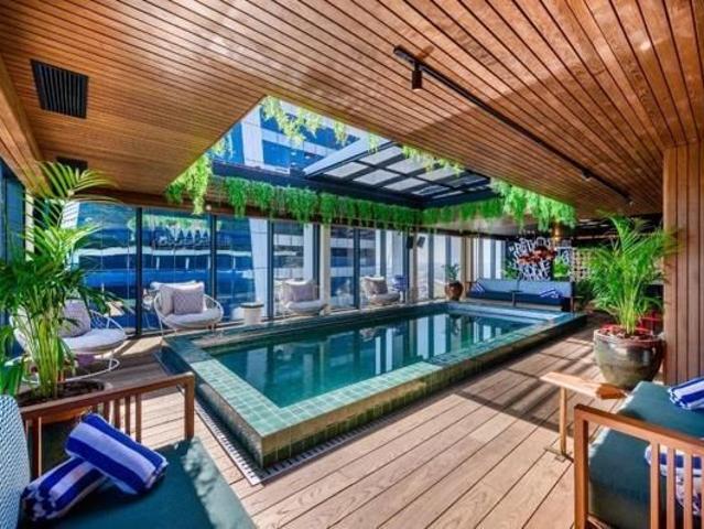 1 Bedroom Apartment in Foreshore