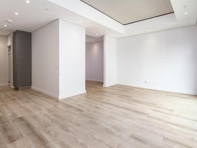 1 Bedroom Apartment in Foreshore