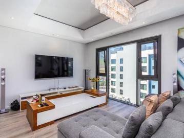 1 Bedroom Apartment in Foreshore