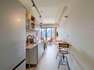 1 Bedroom Apartment in Foreshore