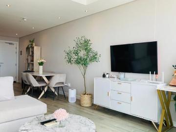 1 Bedroom Apartment in Foreshore