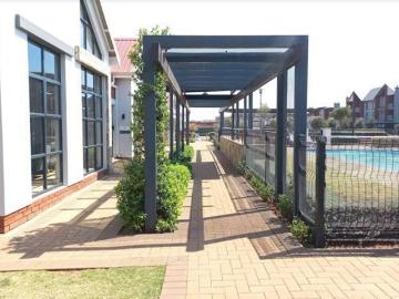 1 Bedroom Apartment in Glen Marais