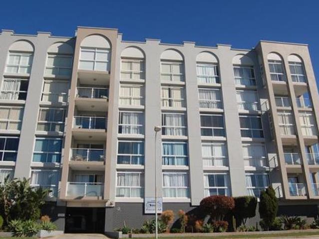 1 Bedroom Apartment in Humewood
