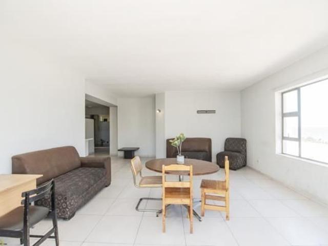 1 Bedroom Apartment in Humewood