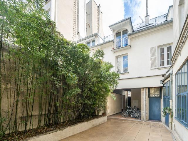 1 bedroom apartment in Hôpital Saint Louis, Paris Amsterdam Apartments for Rent