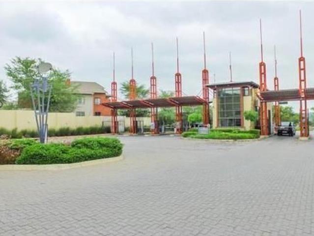 1 Bedroom Apartment in Jackal Creek Golf Estate