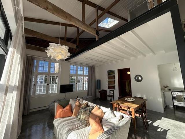 1 Bedroom Apartment in Kalk Bay