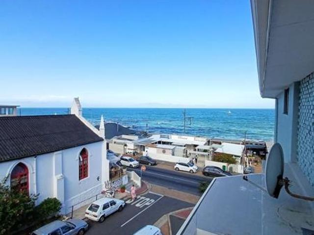 1 Bedroom Apartment in Kalk Bay